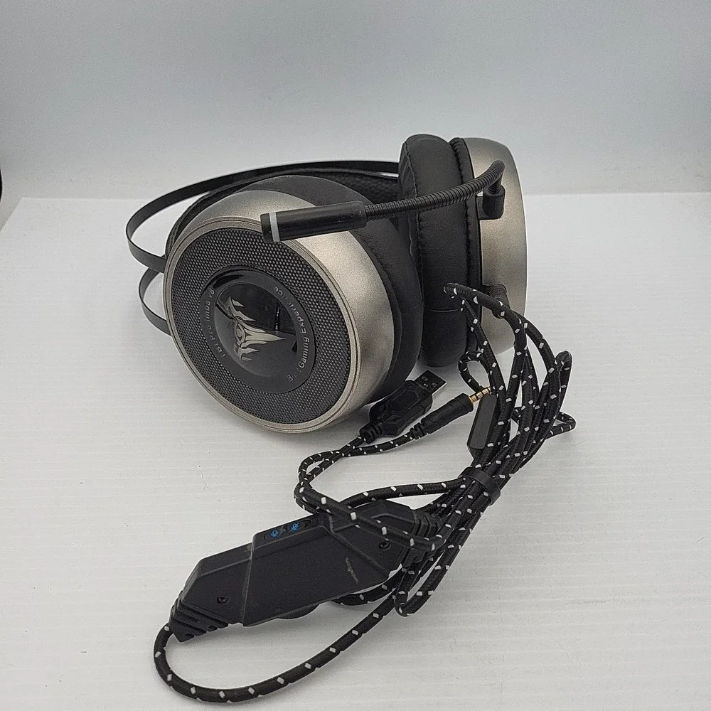 TBI Pro V8 Wired Dynamic LED Over-Ear Microphone Headphones Gaming Headset WORKS